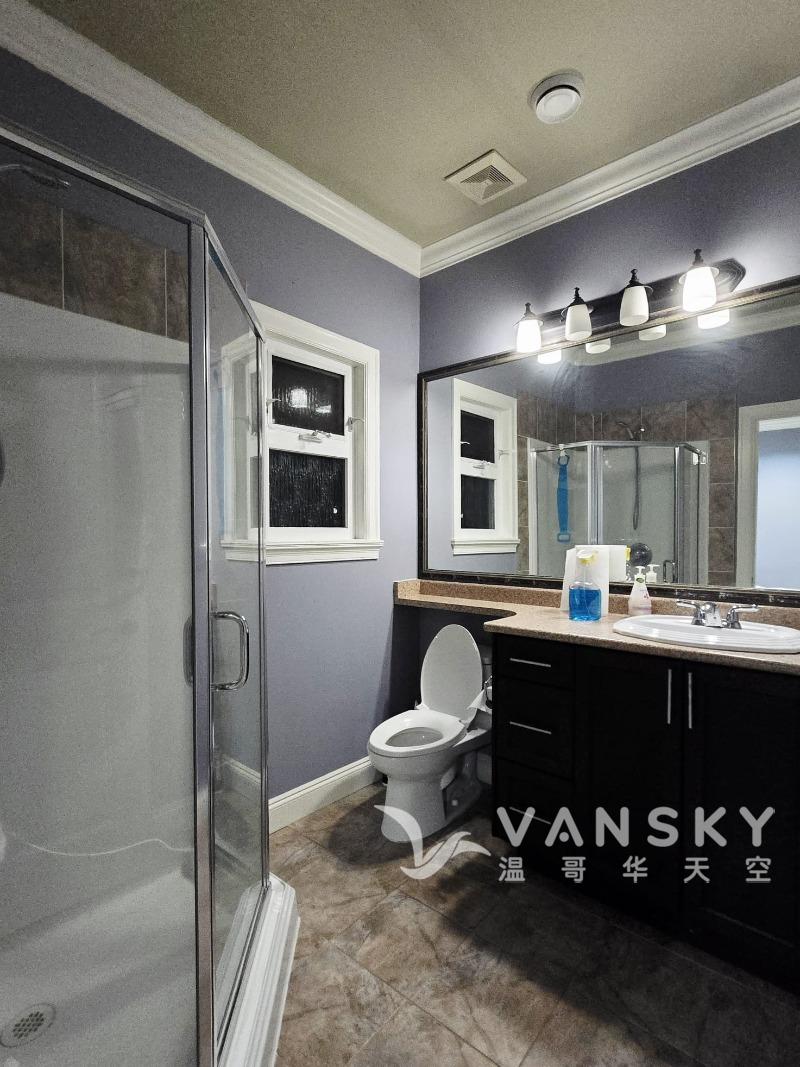 260402004850_East Ensuite.jpeg